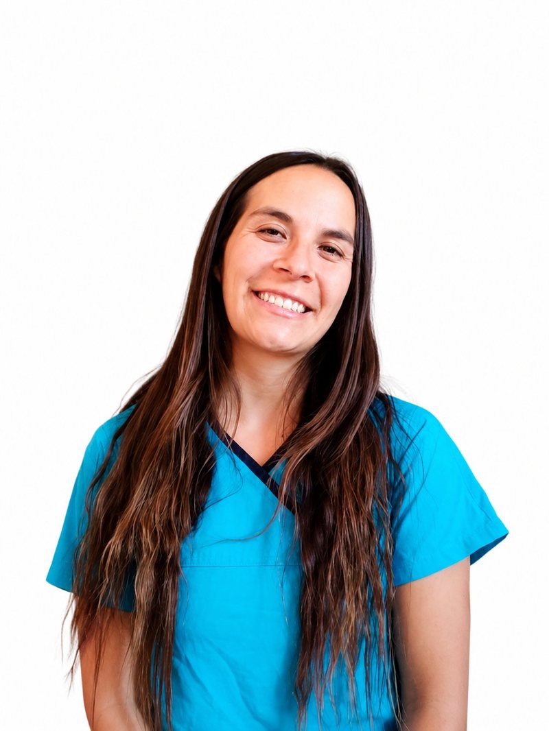Gabriela Aravena Scaramelli, kinesióloga especializada en traumatología deportiva y piso pélvico